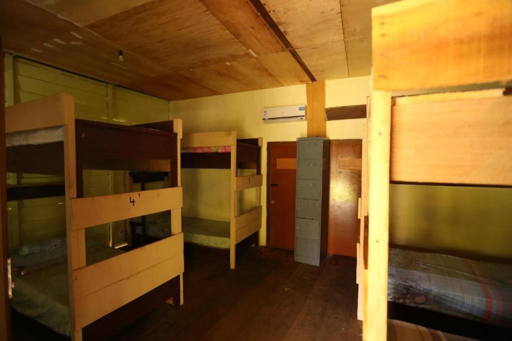 C Point Krui Bed & Breakfast Luaran gambar