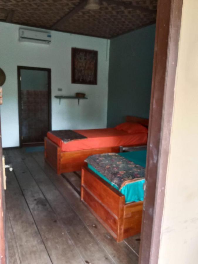 C Point Krui Bed & Breakfast Luaran gambar