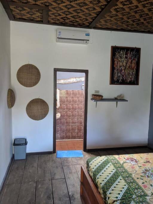 C Point Krui Bed & Breakfast Luaran gambar